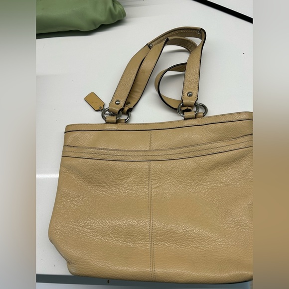 Coach Bag - Picture 2 of 3